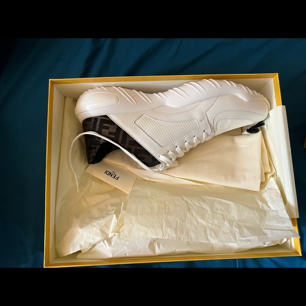 Brand new Fendi sneakers size 10